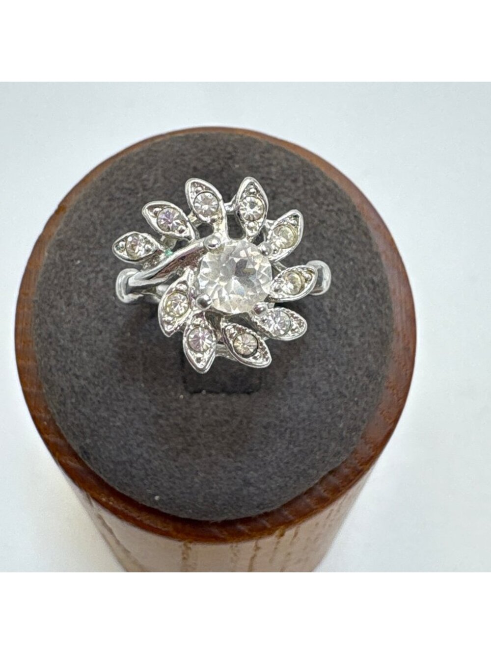 Cubic Zirconia Flower Shape Cocktail Ring Silver Plated Size 6